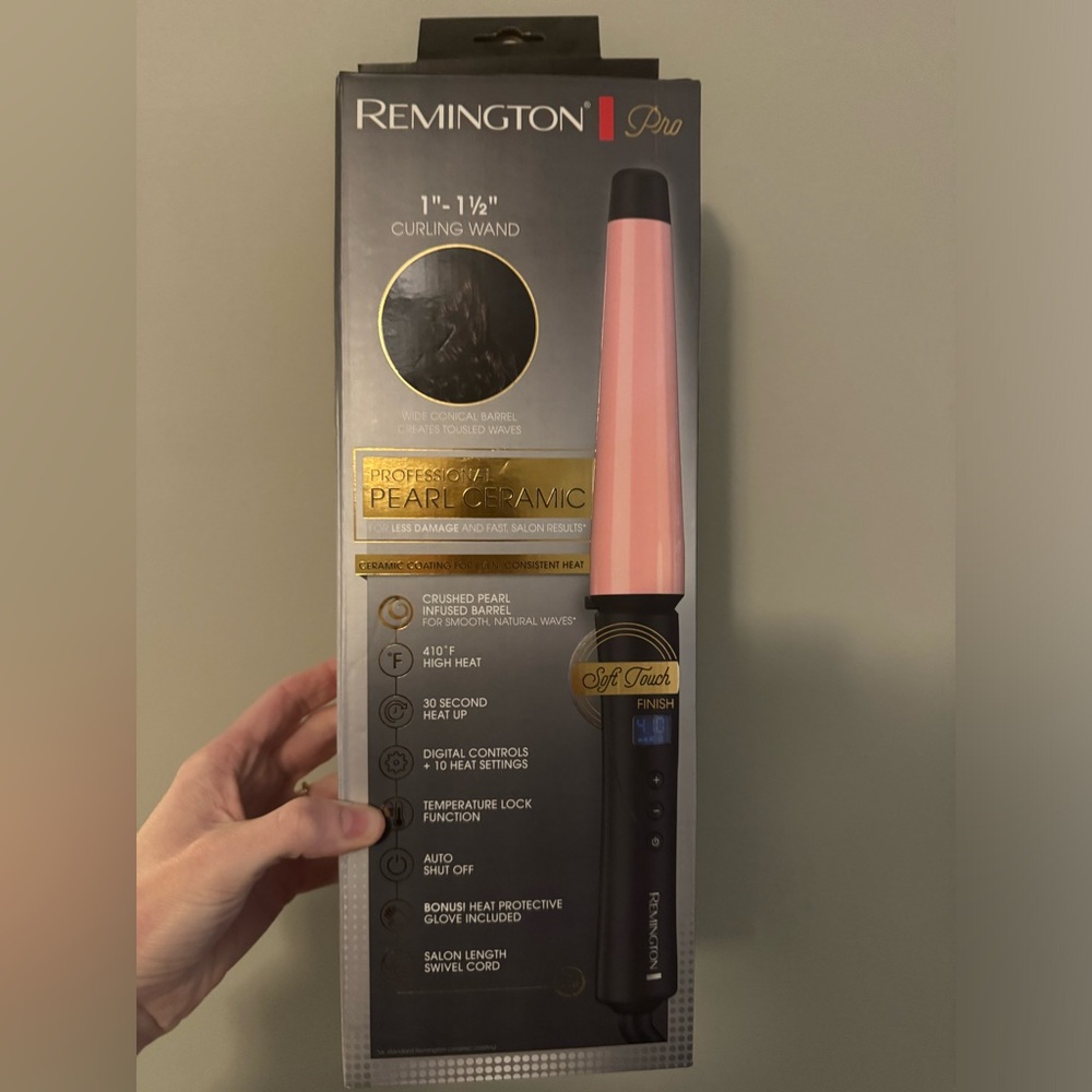 Remington curling wand never used